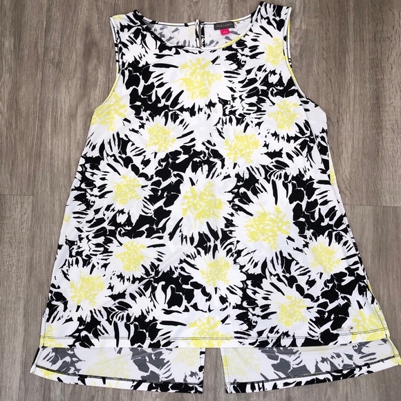Vince Camuto Tops - Vince Camuto Floral Tank